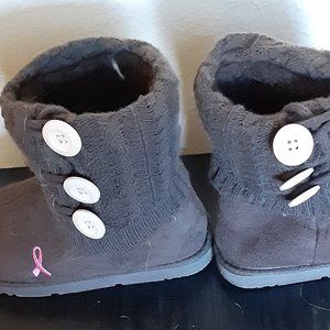 Sweater boots